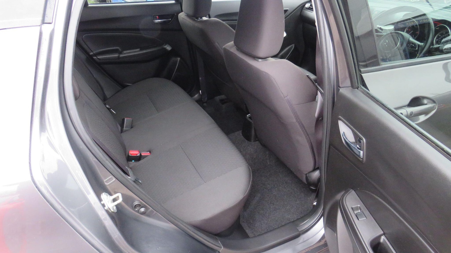 Used Suzuki Swift 2017 for sale - 77166584: Photo 13