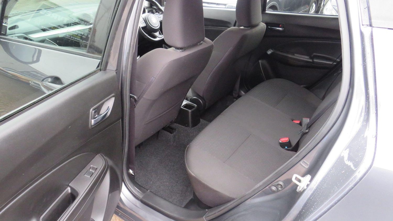 Used Suzuki Swift 2017 for sale - 77166584: Photo 14