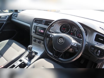 Used Volkswagen Golf 2016 for sale - 79361350: Photo