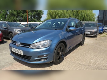 Used Volkswagen Golf 2016 for sale - 79361350: Photo