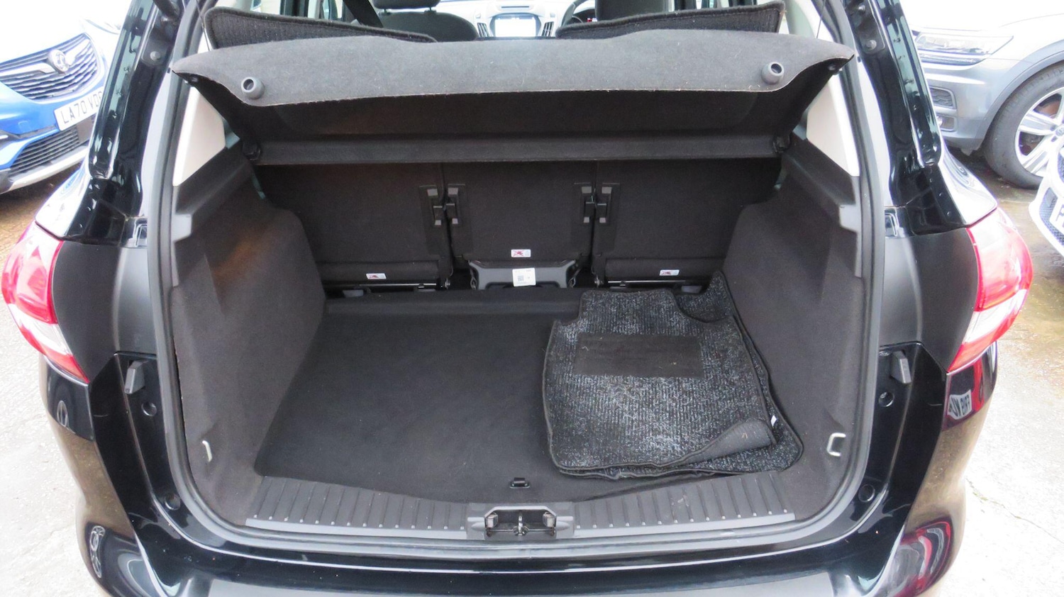 Used Ford C-Max 2017 for sale - 76855838: Photo 8