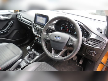 Used Ford Fiesta 2018 for sale - 77456018: Photo