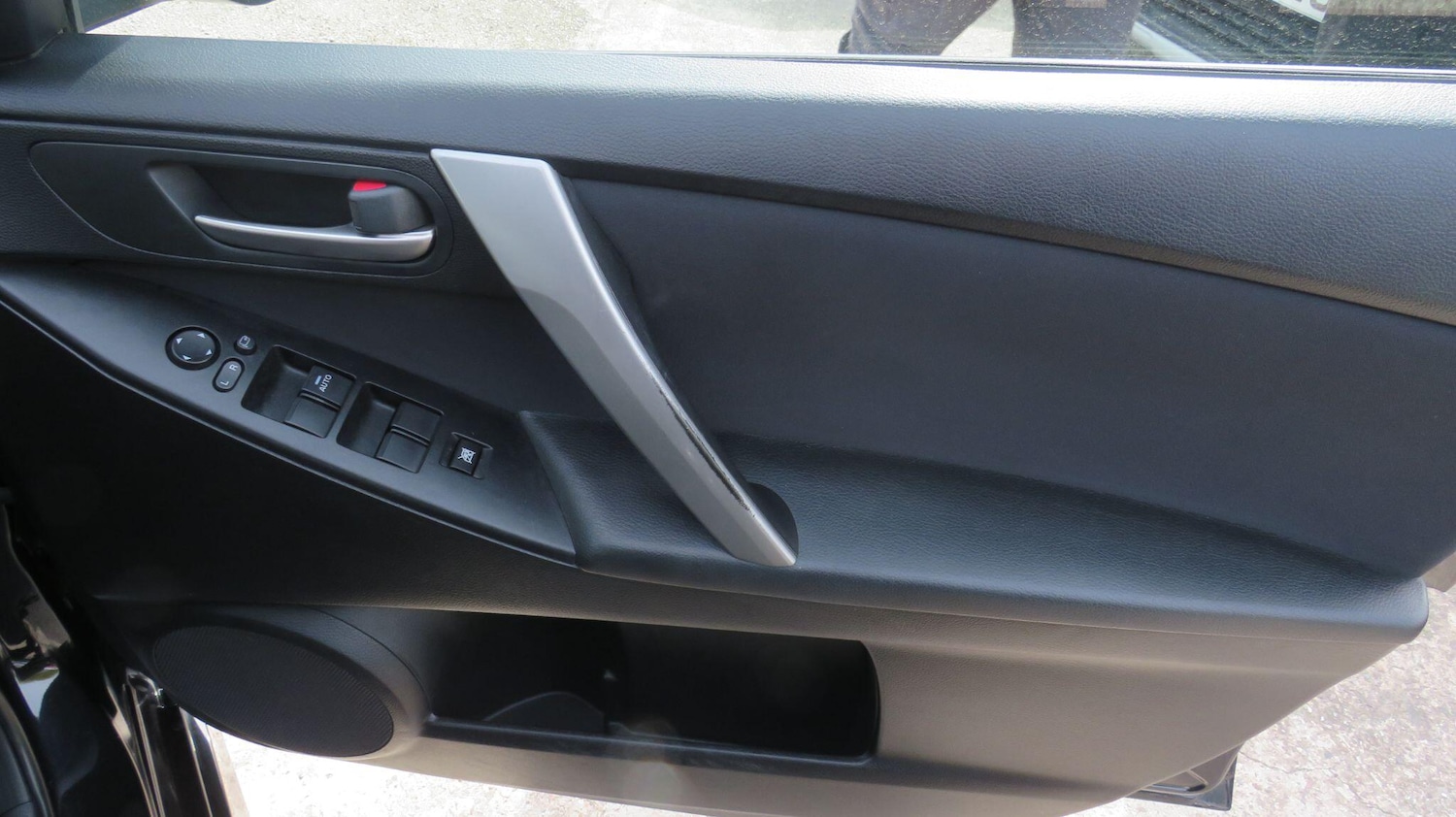 Used Mazda Mazda3 2010 for sale - 78215057: Photo 11