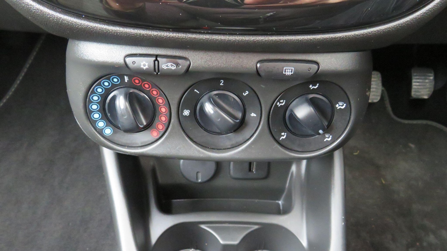 Used Vauxhall Corsa 2019 for sale - 77632946: Photo 26