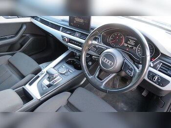 Used Audi A4 2016 for sale - 77242801: Photo
