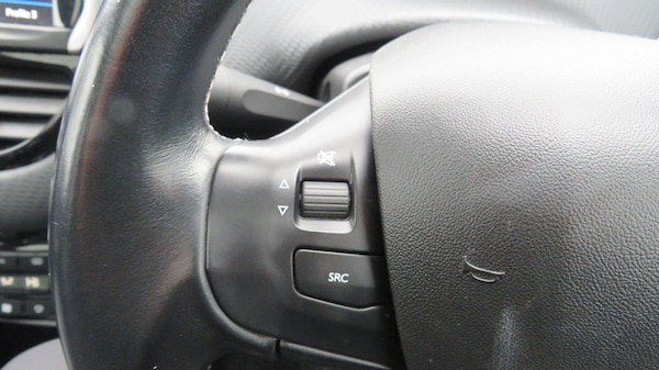 Used Peugeot 2008 2018 for sale - 74173487: Photo 23