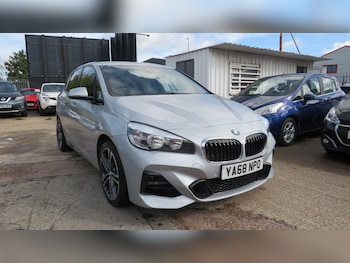 2018 (68) - 220d xDrive M Sport 5dr Step Auto