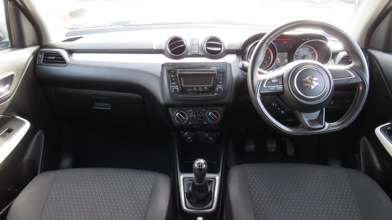 Used Suzuki Swift 2020 for sale - 77892268: Photo 19