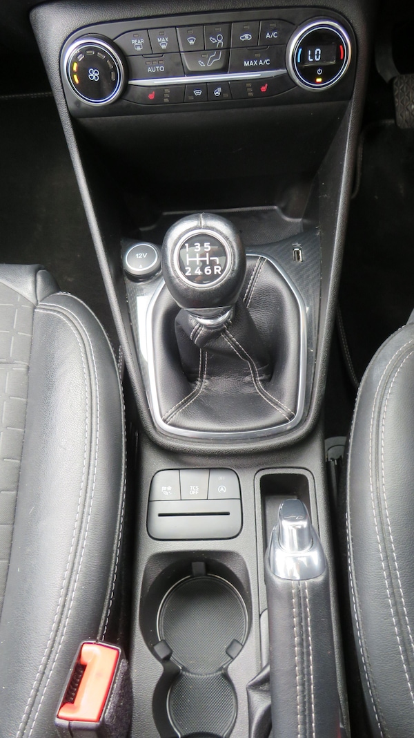 Used Ford Fiesta 2018 for sale - 75378042: Photo 30