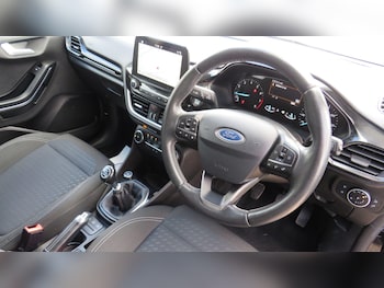 Used Ford Fiesta 2018 for sale - 78135926: Photo