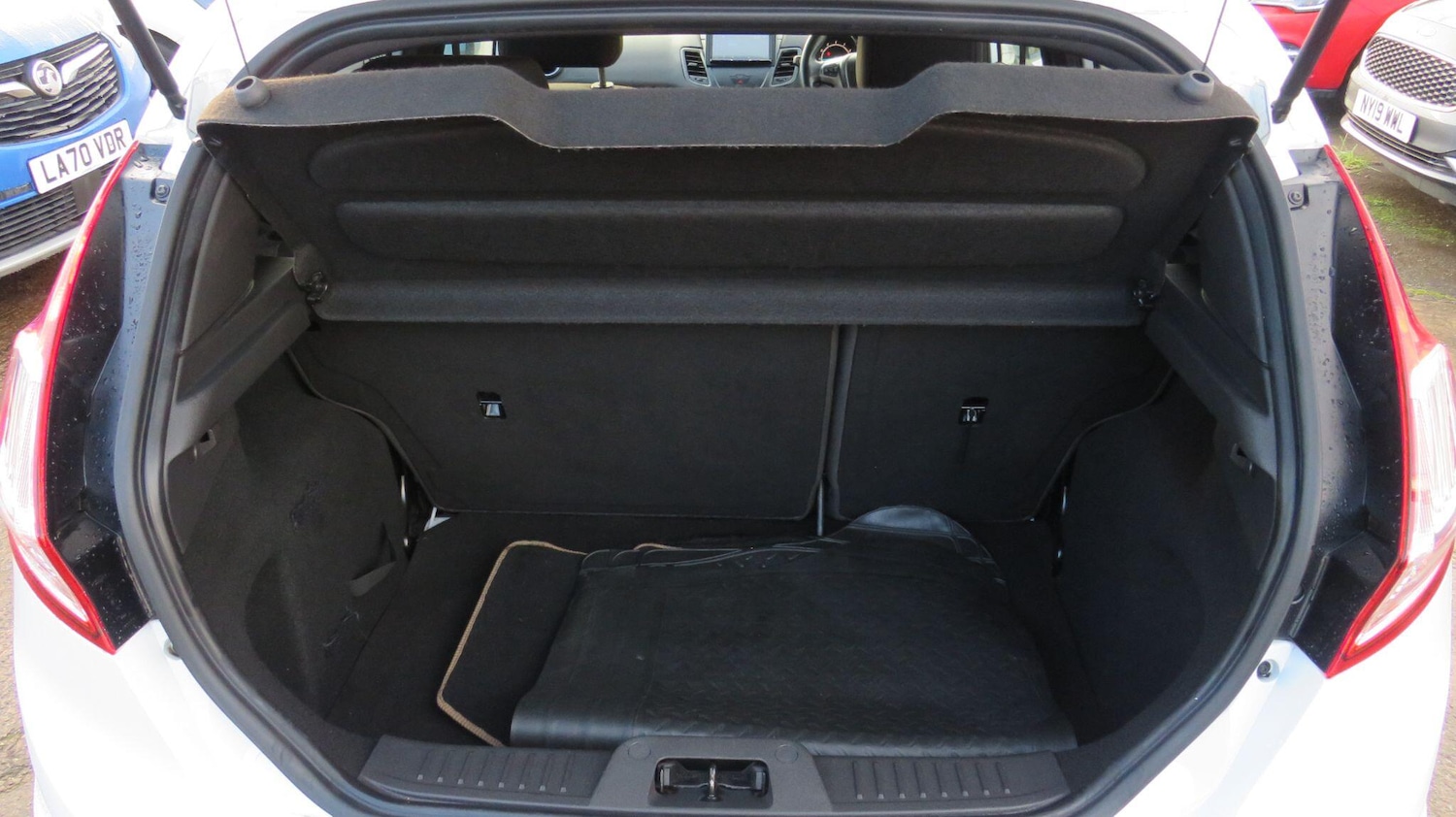 Used Ford Fiesta for sale - 77242281: Photo 8