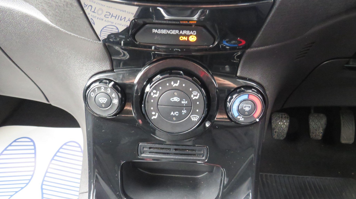 Used Ford Fiesta 2014 for sale - 76370101: Photo 22