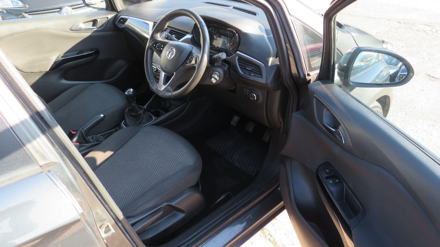 Used Vauxhall Corsa for sale - 77808098: Photo 10