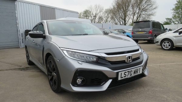 Used Honda Civic 2020 for sale - 75838645: Photo 1