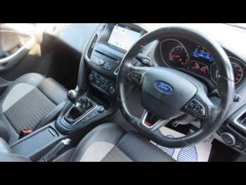 Used Ford Focus 2017 for sale - 74281022: Photo