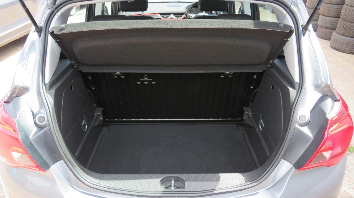 Used Vauxhall Corsa 2017 for sale - 76802415: Photo 8