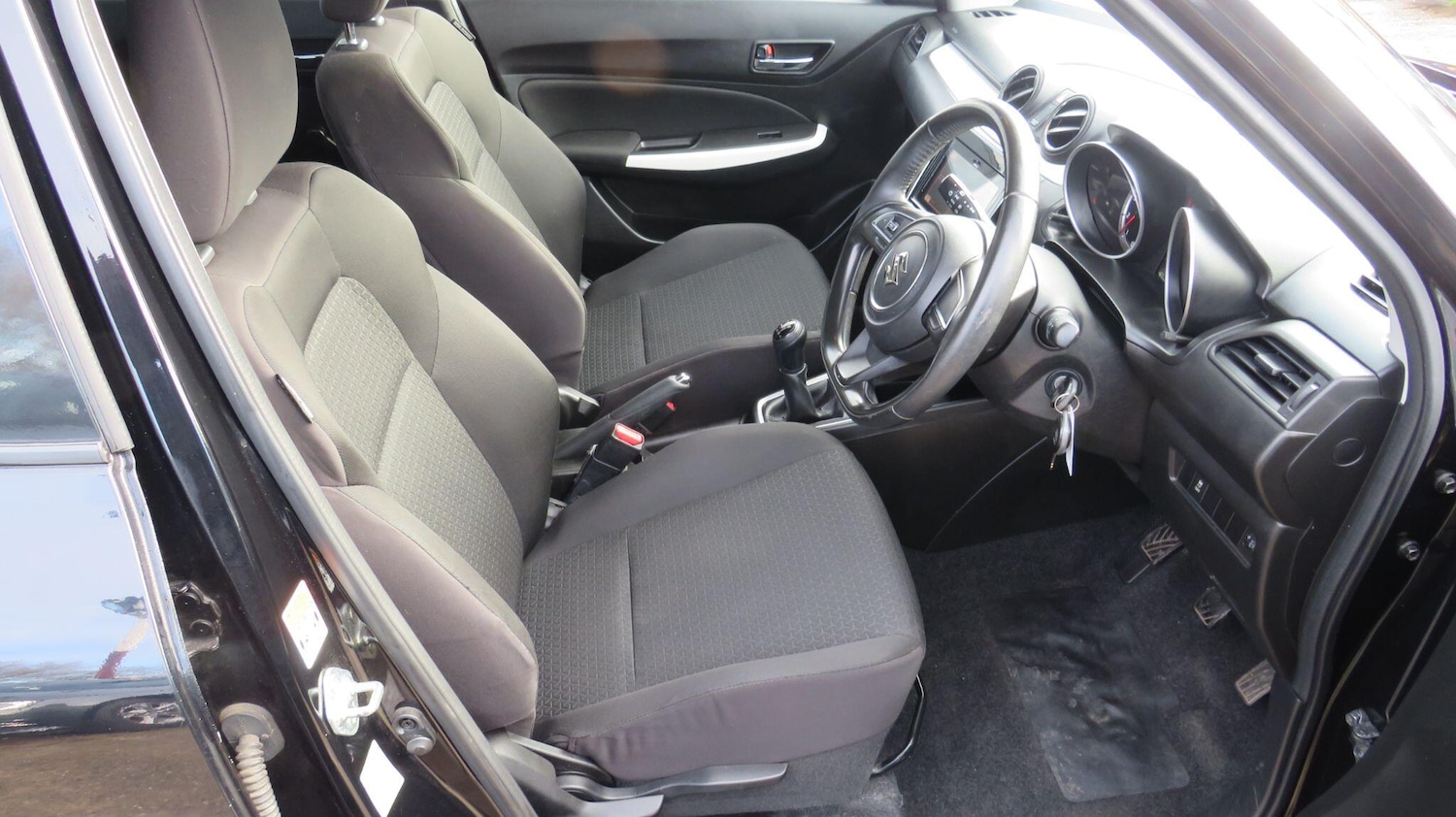 Used Suzuki Swift 2017 for sale - 77479296: Photo 11