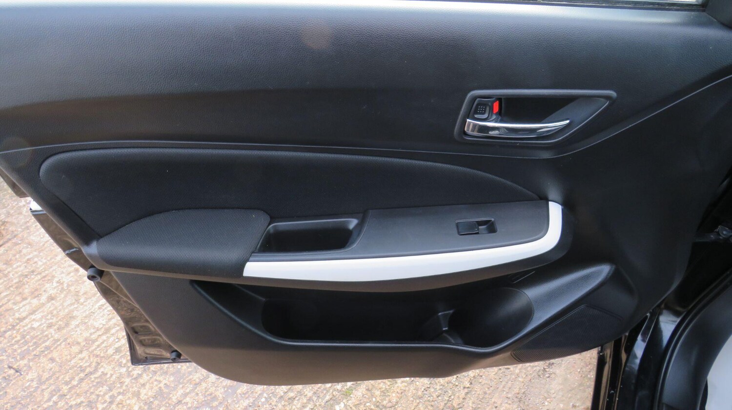 Used Suzuki Swift 2017 for sale - 77479296: Photo 16