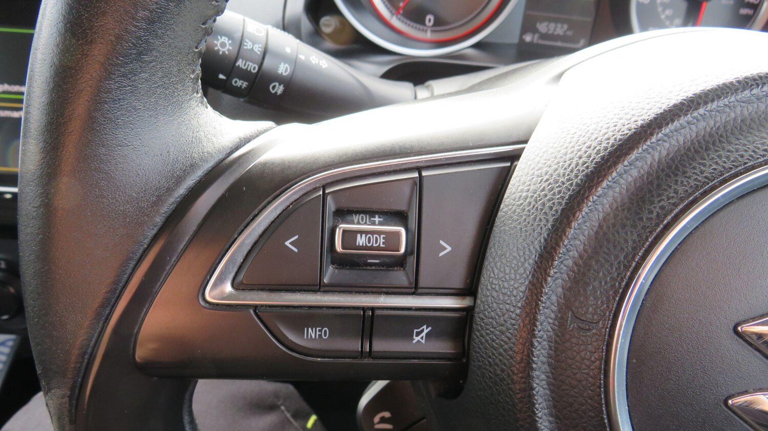 Used Suzuki Swift 2017 for sale - 77479296: Photo 19