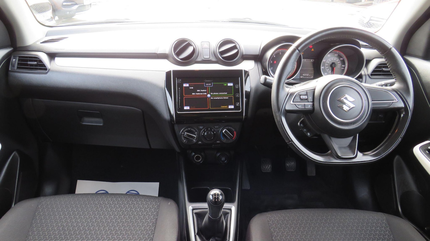 Used Suzuki Swift 2017 for sale - 77479296: Photo 2