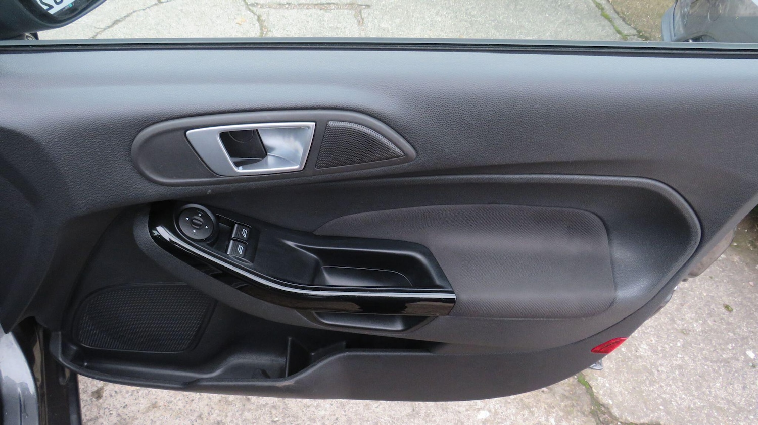 Used Ford Fiesta 2017 for sale - 76512936: Photo 12