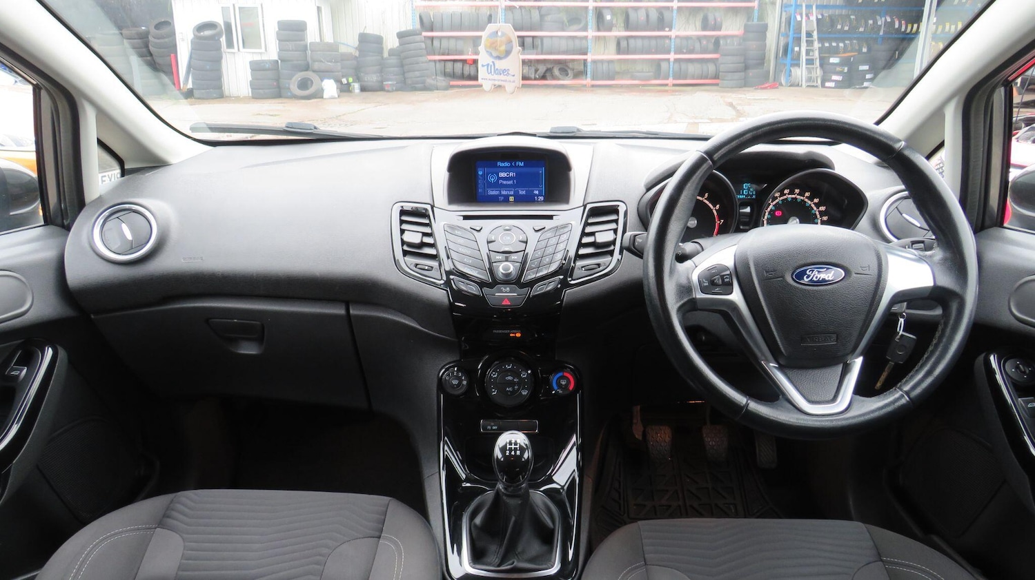 Used Ford Fiesta 2017 for sale - 76512936: Photo 17