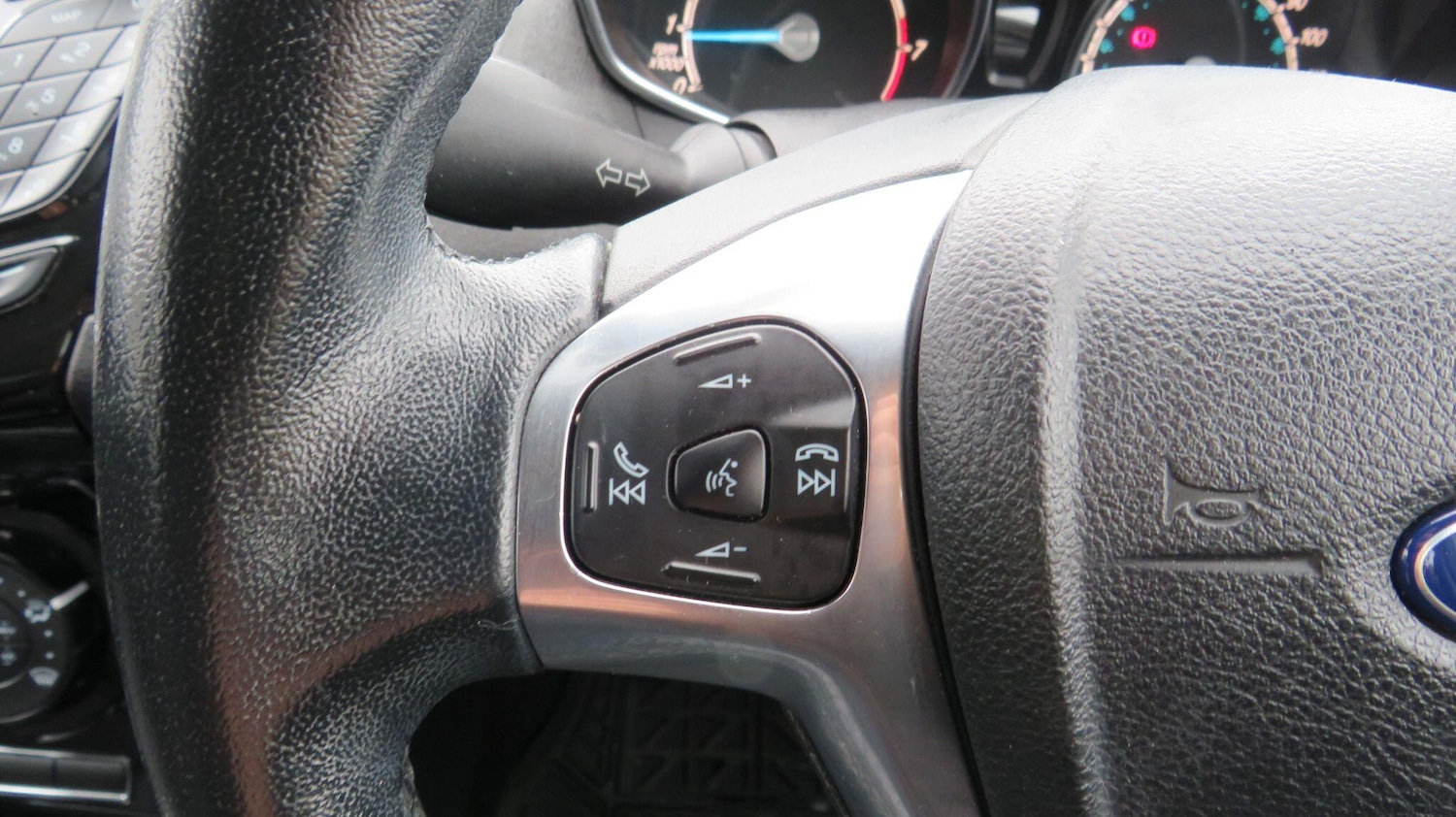 Used Ford Fiesta 2017 for sale - 76512936: Photo 20