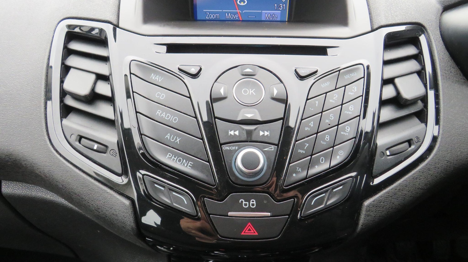 Used Ford Fiesta 2017 for sale - 76512936: Photo 23