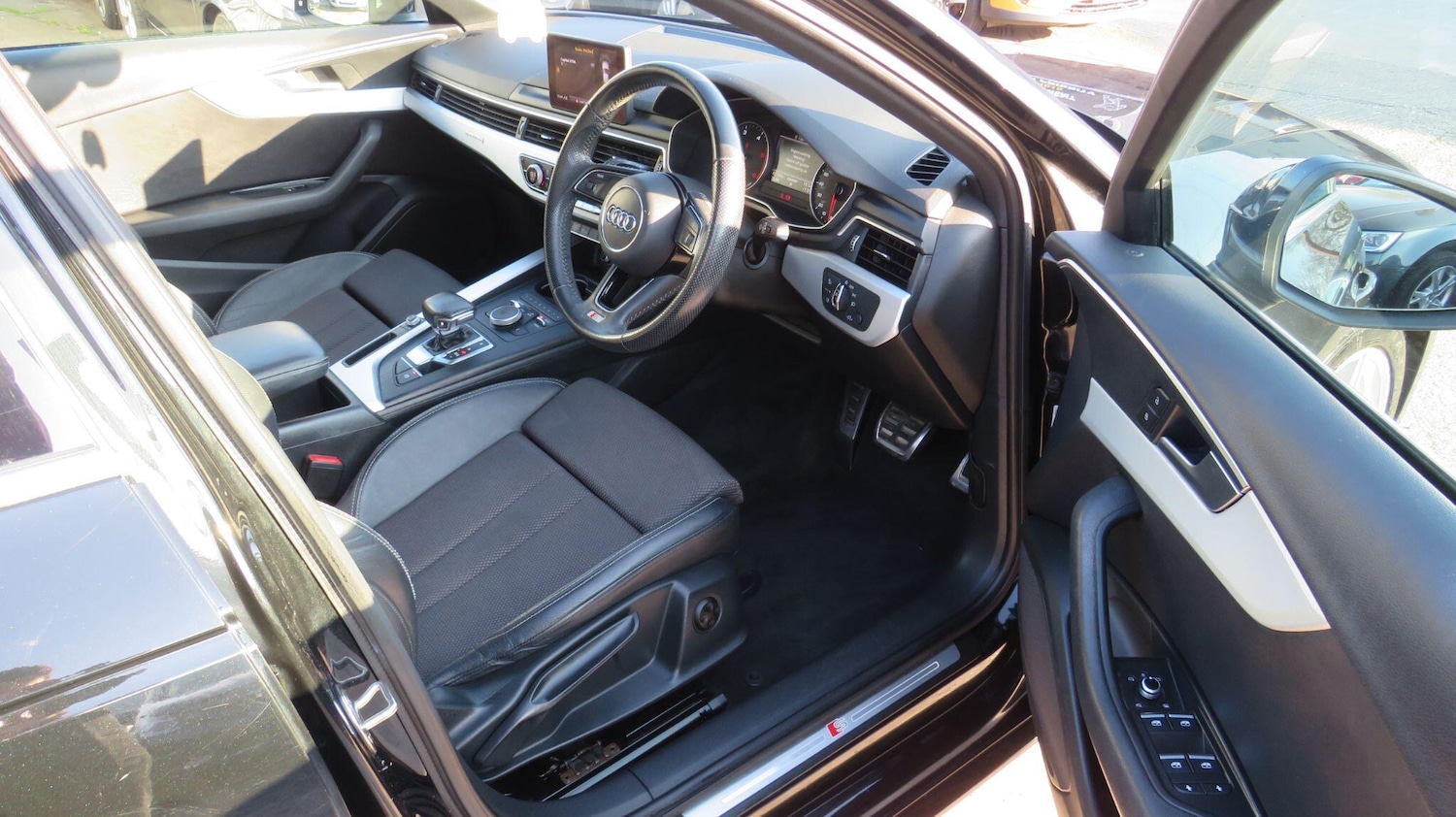 Used Audi A4 for sale - 77808362: Photo 10