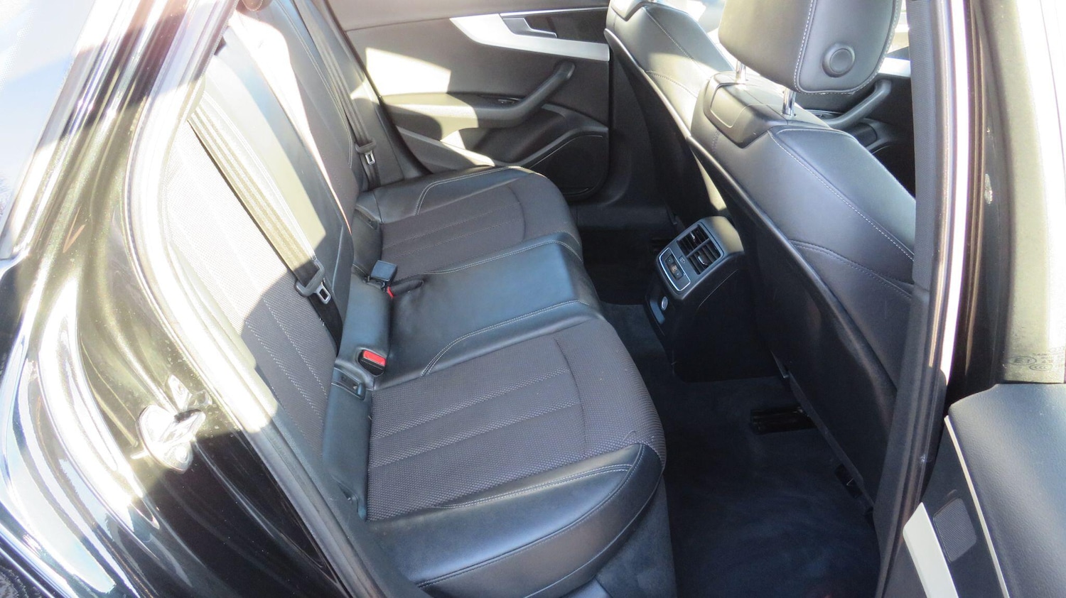 Used Audi A4 for sale - 77808362: Photo 14