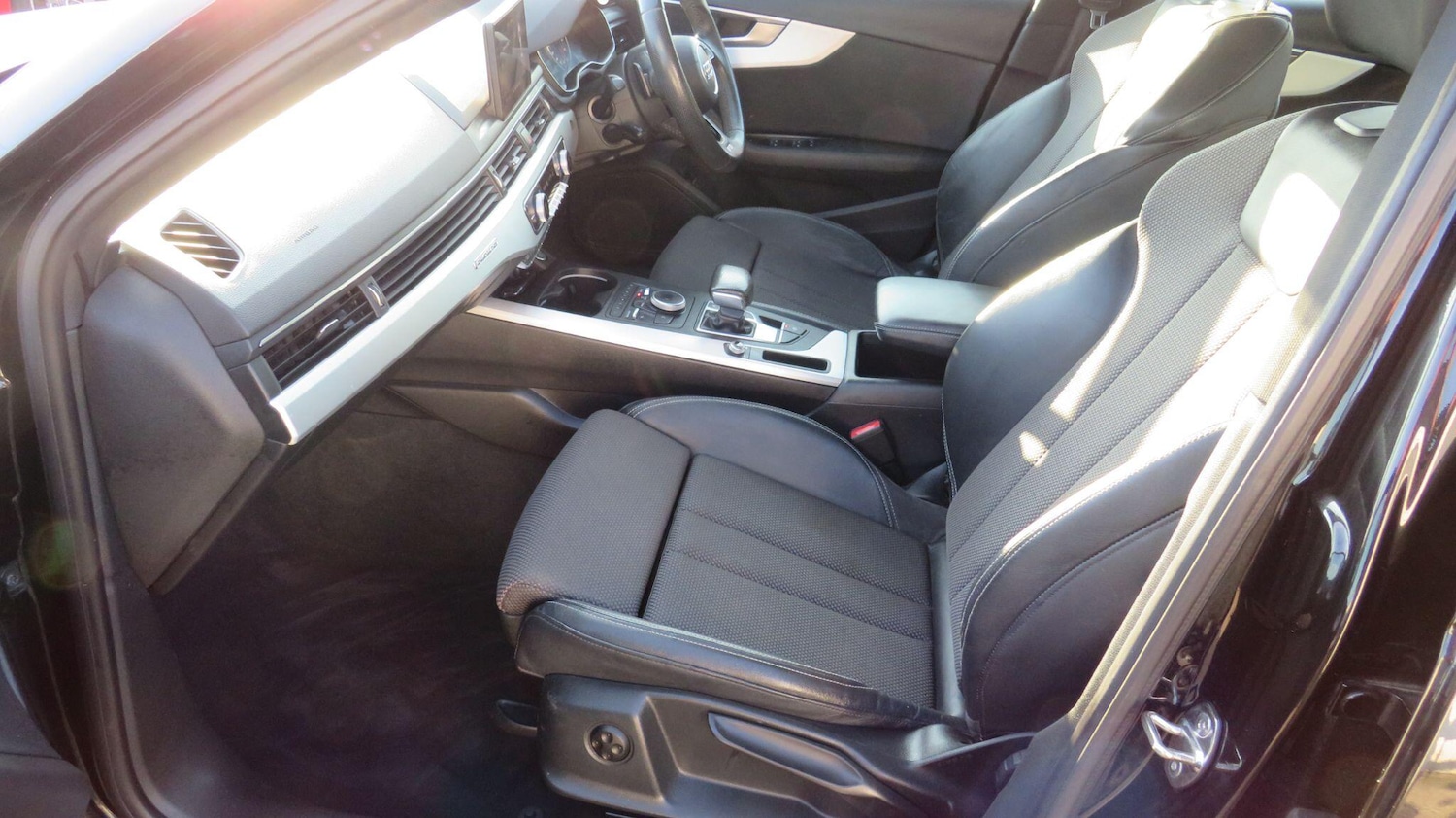 Used Audi A4 for sale - 77808362: Photo 17