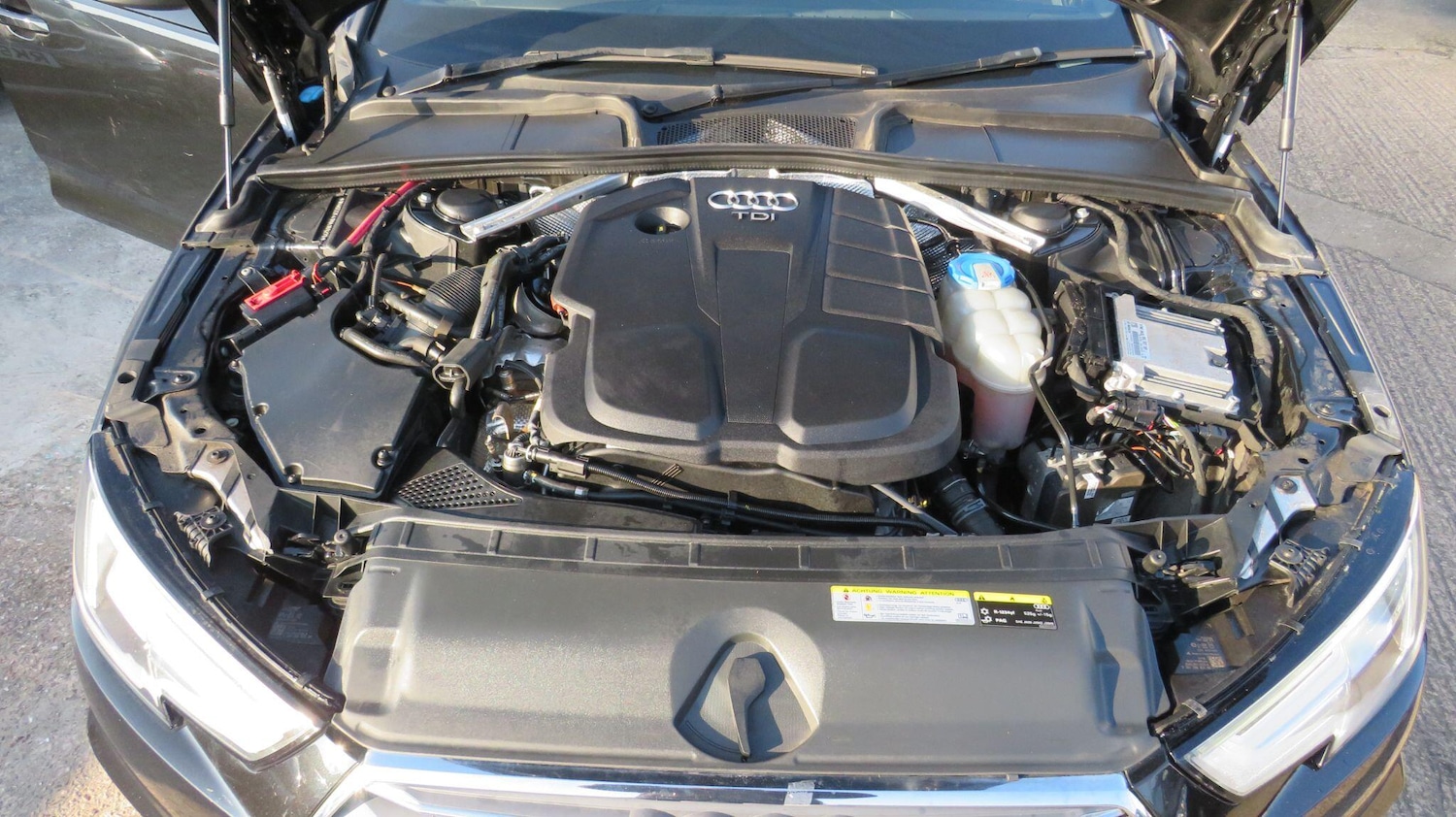 Used Audi A4 for sale - 77808362: Photo 32