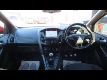 Used Ford Focus 2017 for sale - 74280841: Photo