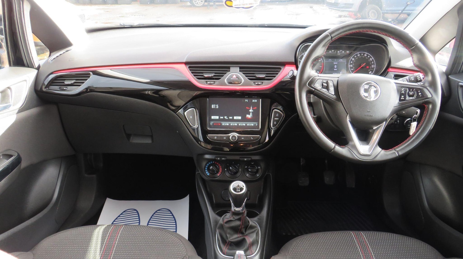 Used Vauxhall Corsa for sale - 78136139: Photo 2