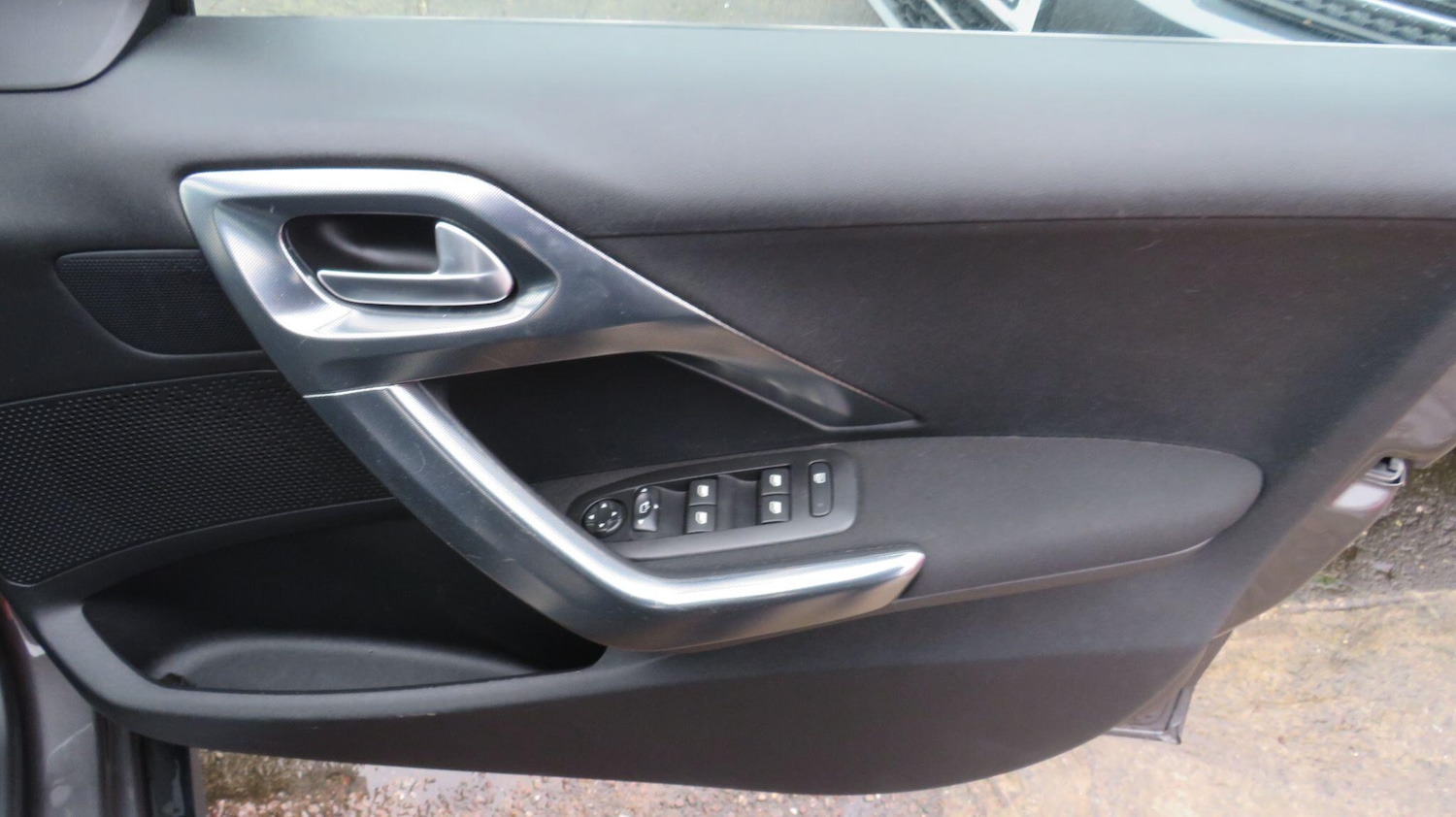 Used Peugeot 2008 for sale - 77166644: Photo 11