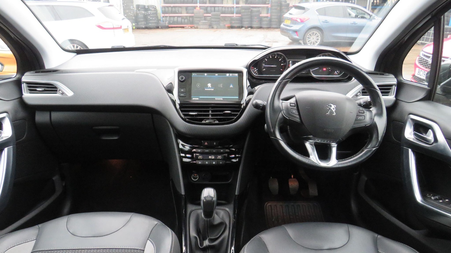 Used Peugeot 2008 for sale - 77166644: Photo 2