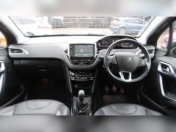 Used Peugeot 2008 2018 for sale - 77166644: Photo