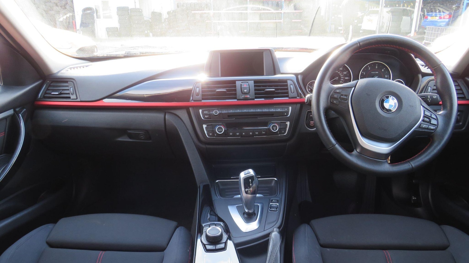 Used BMW 3 Series 2012 for sale - 76512802: Photo 2