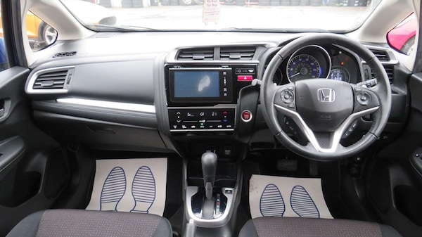 Used Honda Jazz 2016 for sale - 76314983: Photo 2