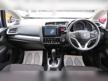 Used Honda Jazz 2016 for sale - 76314983: Photo 2