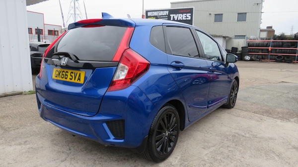 Used Honda Jazz 2016 for sale - 76314983: Photo 9