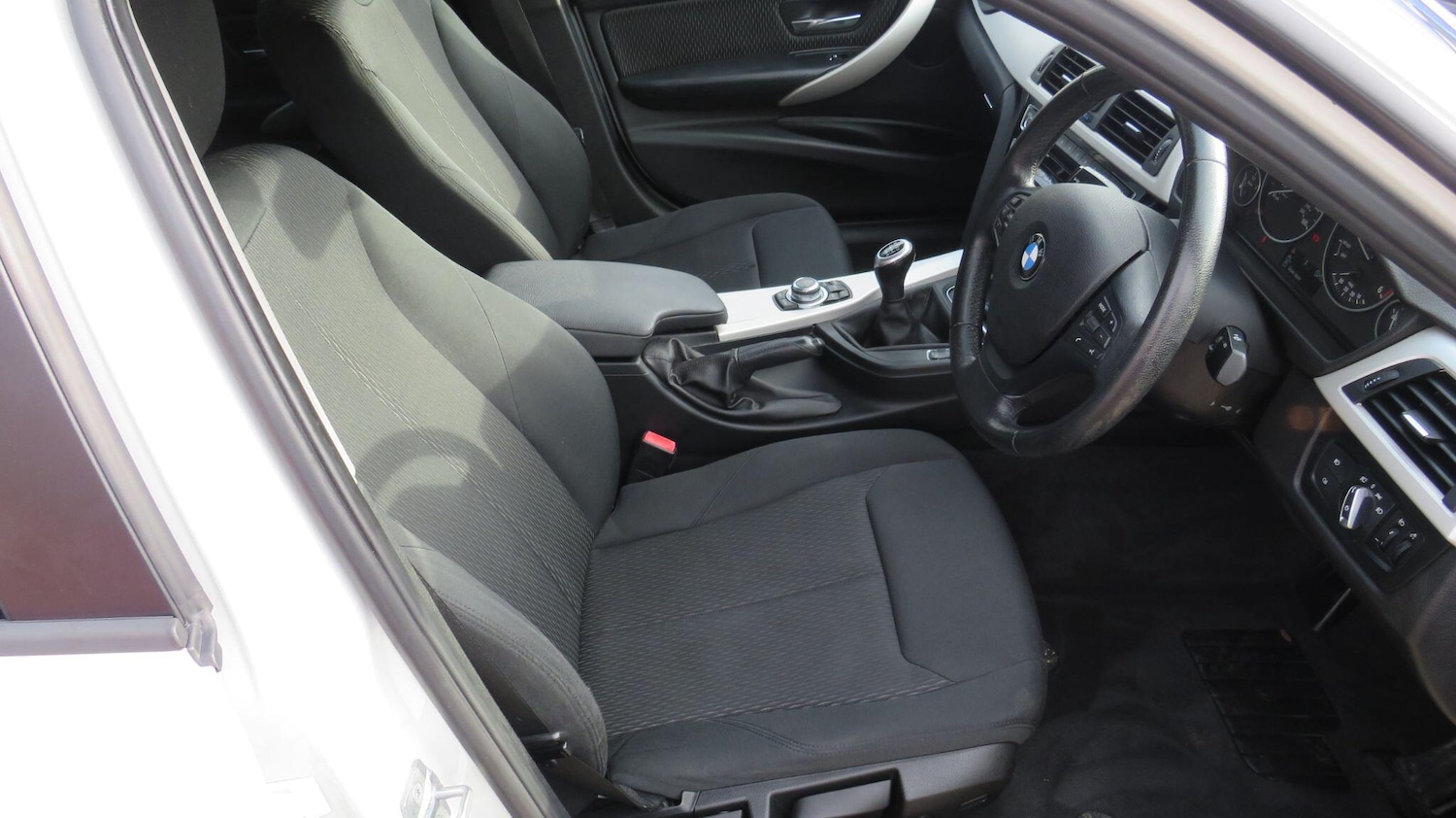 Used BMW 3 Series 2017 for sale - 76512494: Photo 11