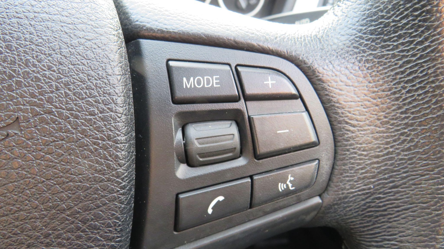 Used BMW 3 Series 2017 for sale - 76512494: Photo 22