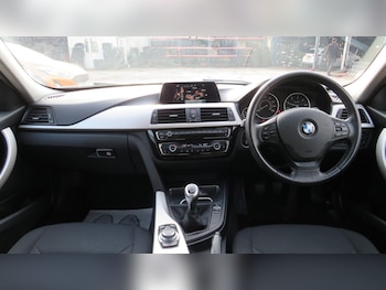 Used BMW 3 Series 2017 for sale - 76512494: Photo