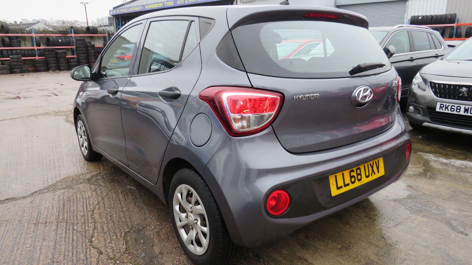 Used Hyundai i10 2018 for sale - 77166523: Photo 6