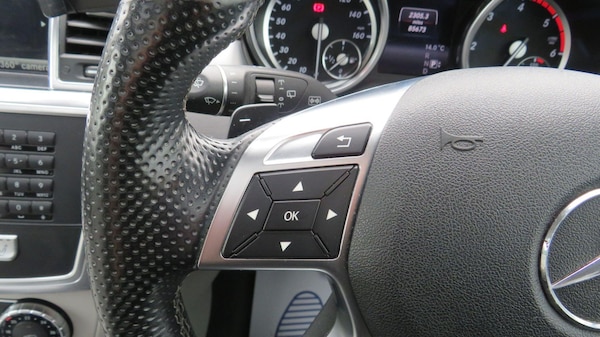 Used Mercedes-Benz GL-Class 2014 for sale - 76215394: Photo 35