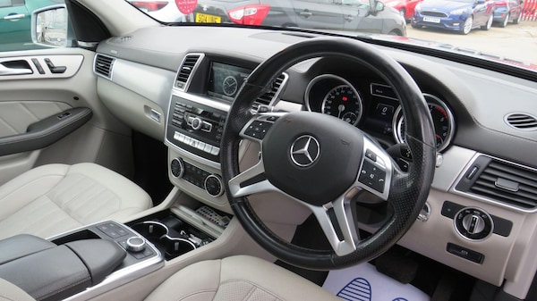 Used Mercedes-Benz GL-Class 2014 for sale - 76215394: Photo 3