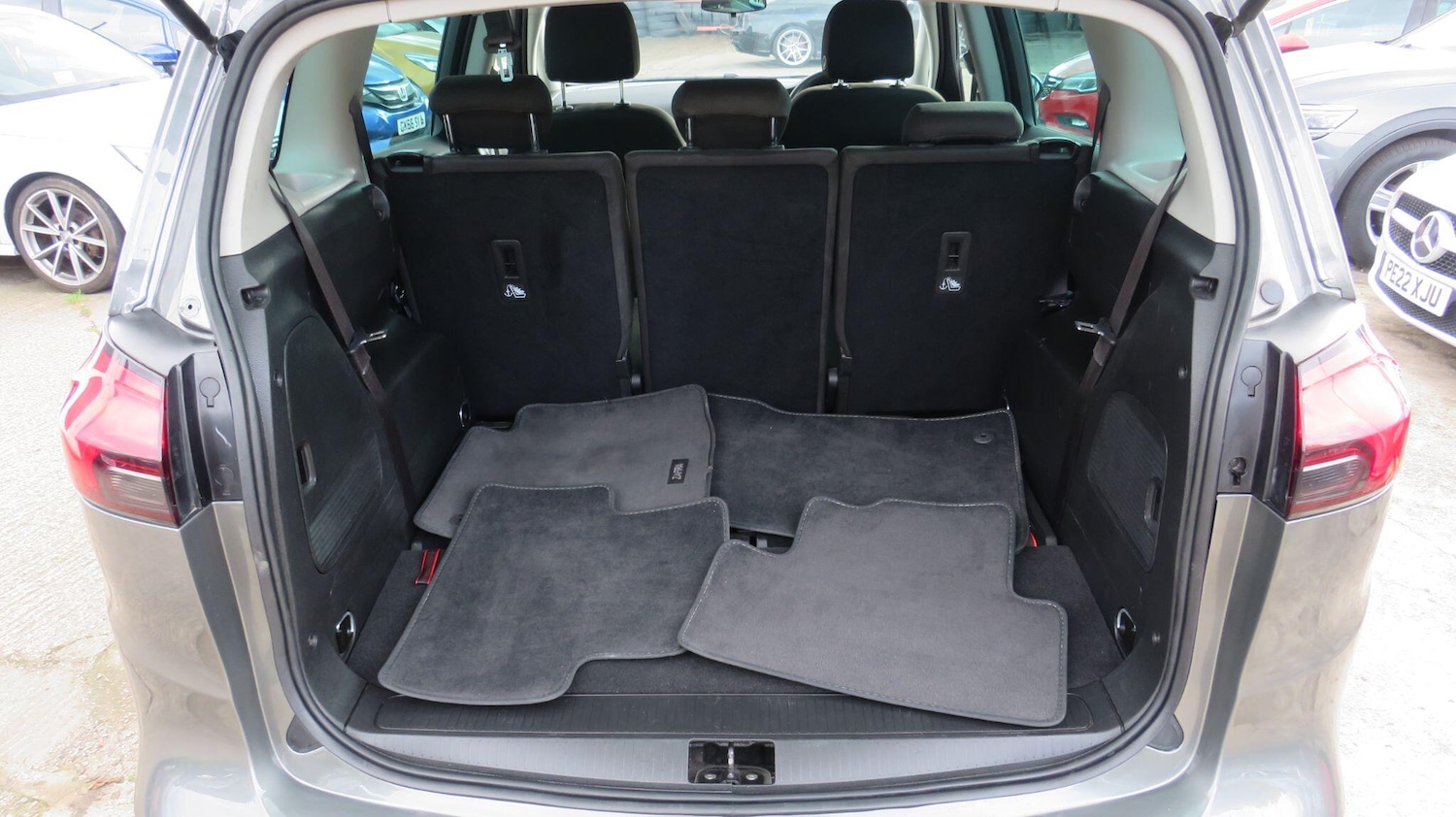 Used Vauxhall Zafira 2018 for sale - 76371090: Photo 8