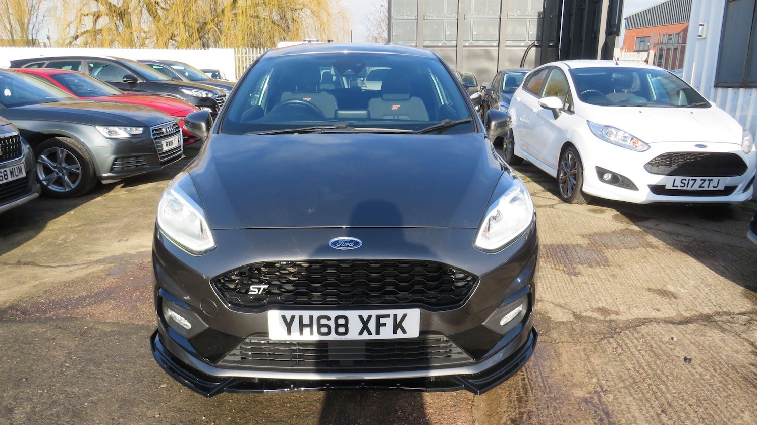 Used Ford Fiesta 2018 for sale - 77478611: Photo 3