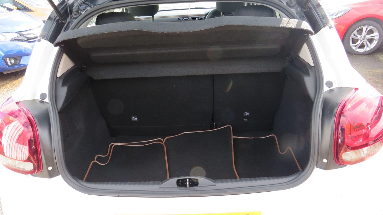 Used Citroen C3 2020 for sale - 76378031: Photo 8